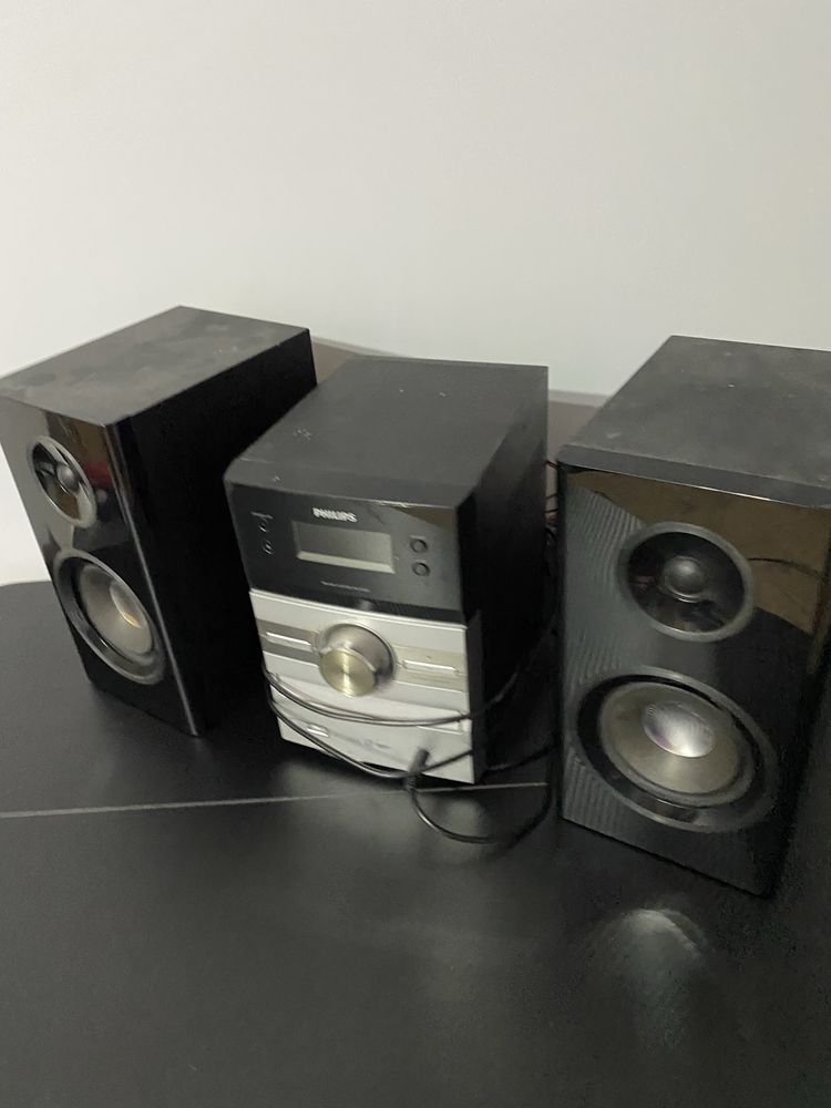 Sprzedam miniwieżę Philips