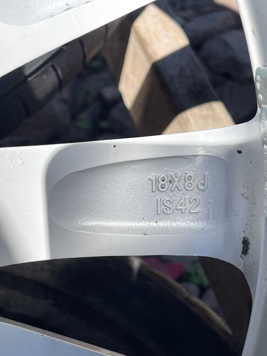 диски R18 8j ET42 5x120 dia67,1 +шини 245,45 R18 OPEL