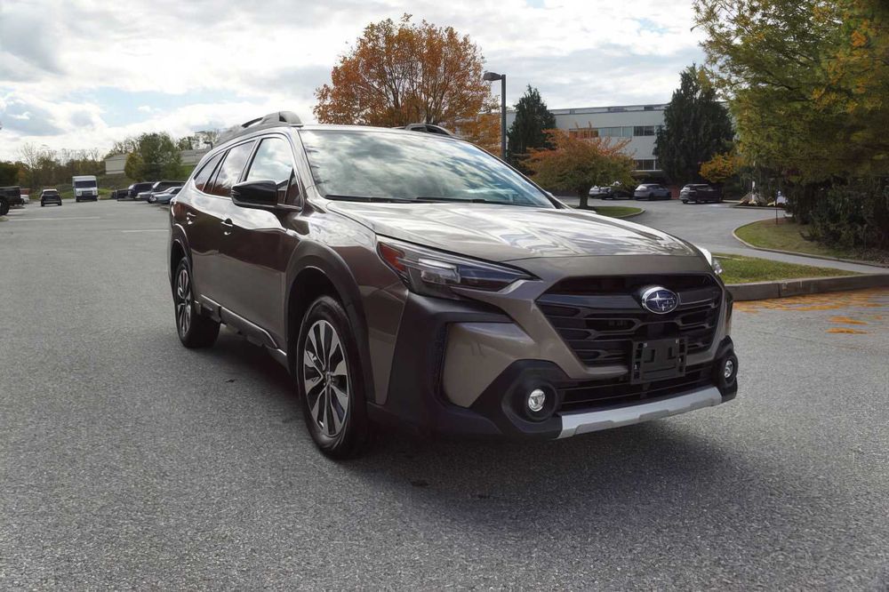 Subaru Outback      2023