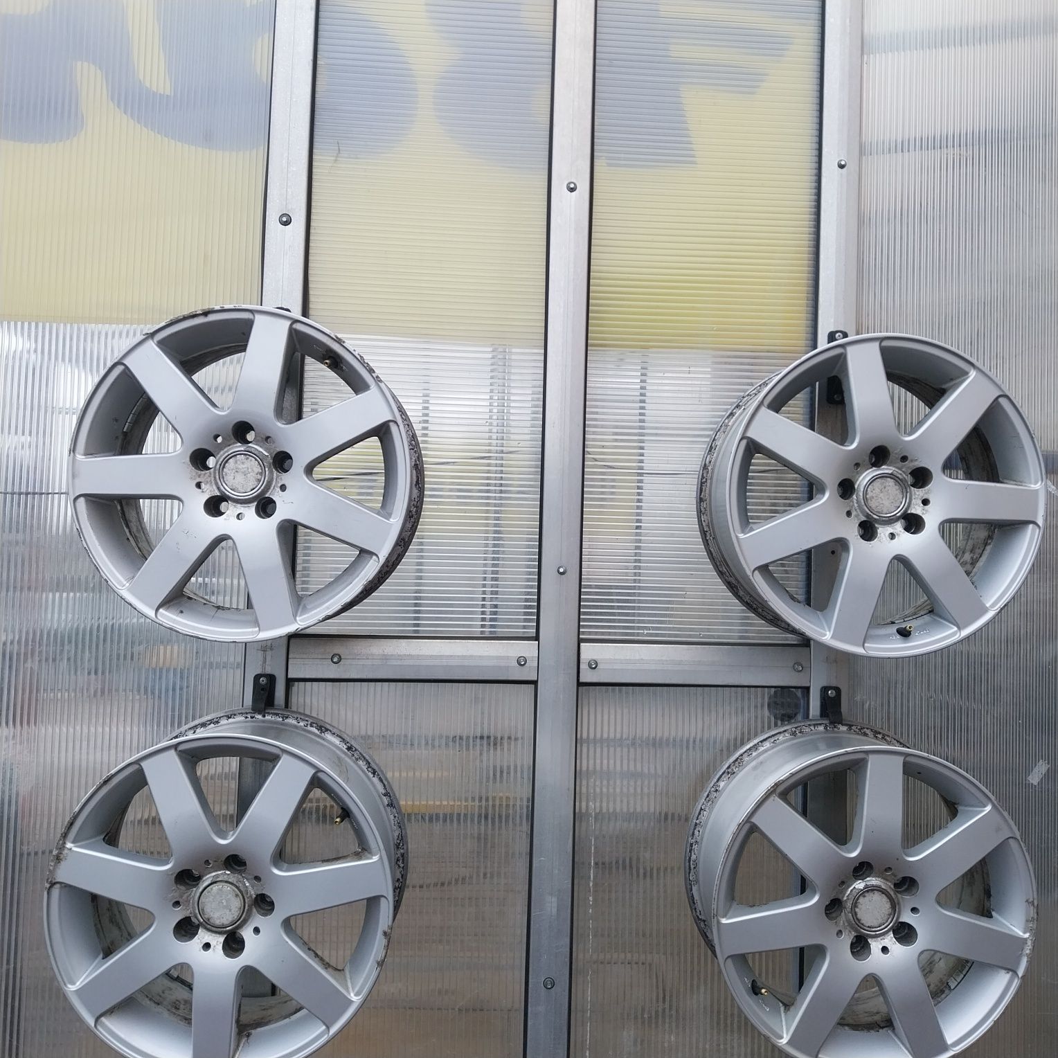 Felgi Aluminiowe R16 5x108  7J ET 45