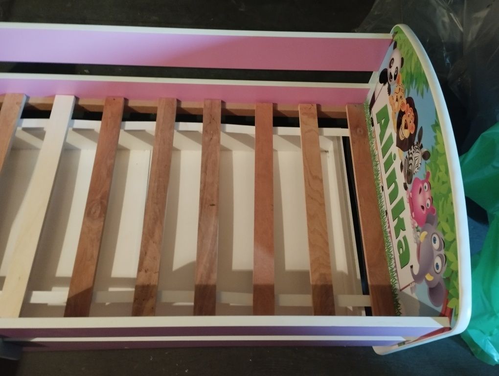 Łóżeczko dziecięce drewniane szuflada 140x70 materac pianka-lateks