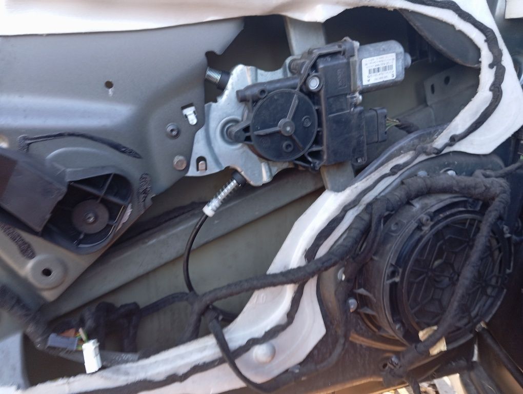 Mechanizm szyby lewy przód citroen C5 x7 III