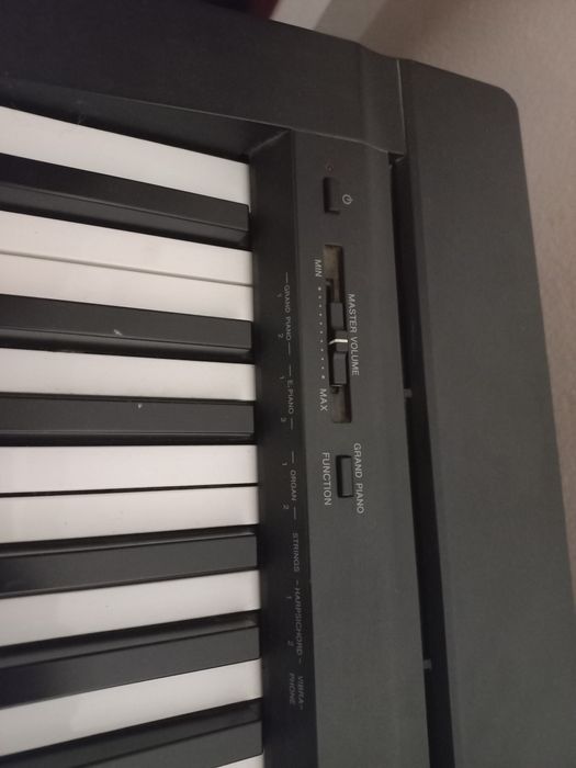 Yamaha p45 ssi som em poucas teclaa