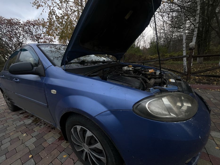 Продам Chevrolet Lacetti 1.6