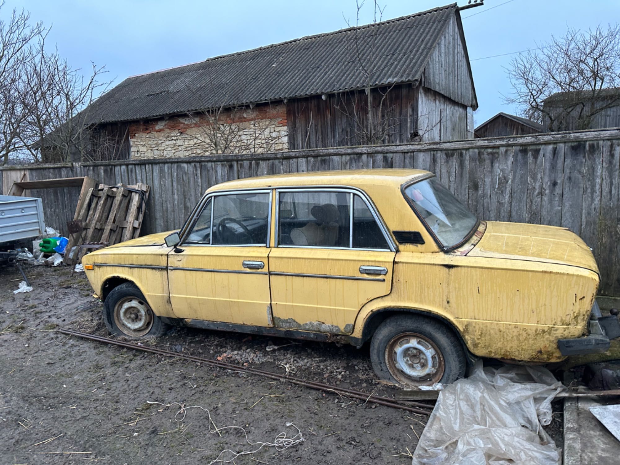Автомобіль ВАЗ-2106