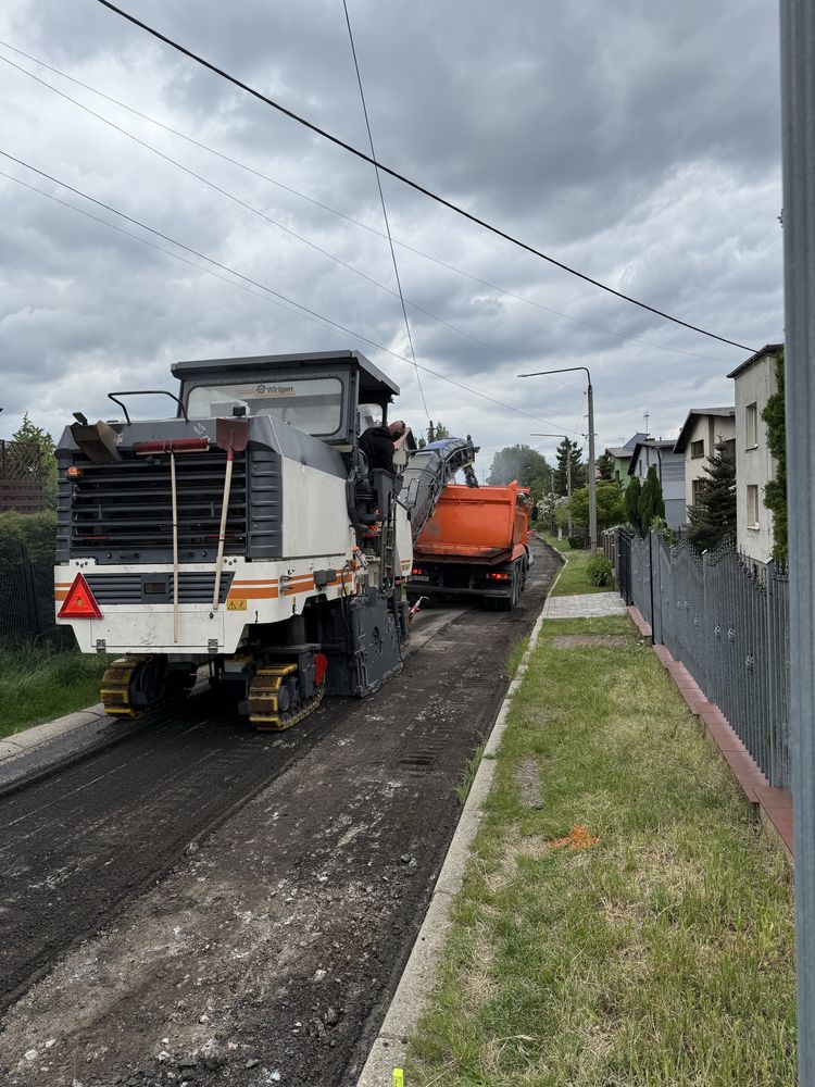 Wynajem Frezarka drogowa, frezowanie nawierzchni asfaltowych Wirtgen