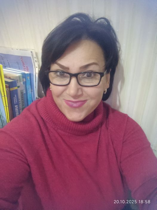 Репетитор з фізики та математики.