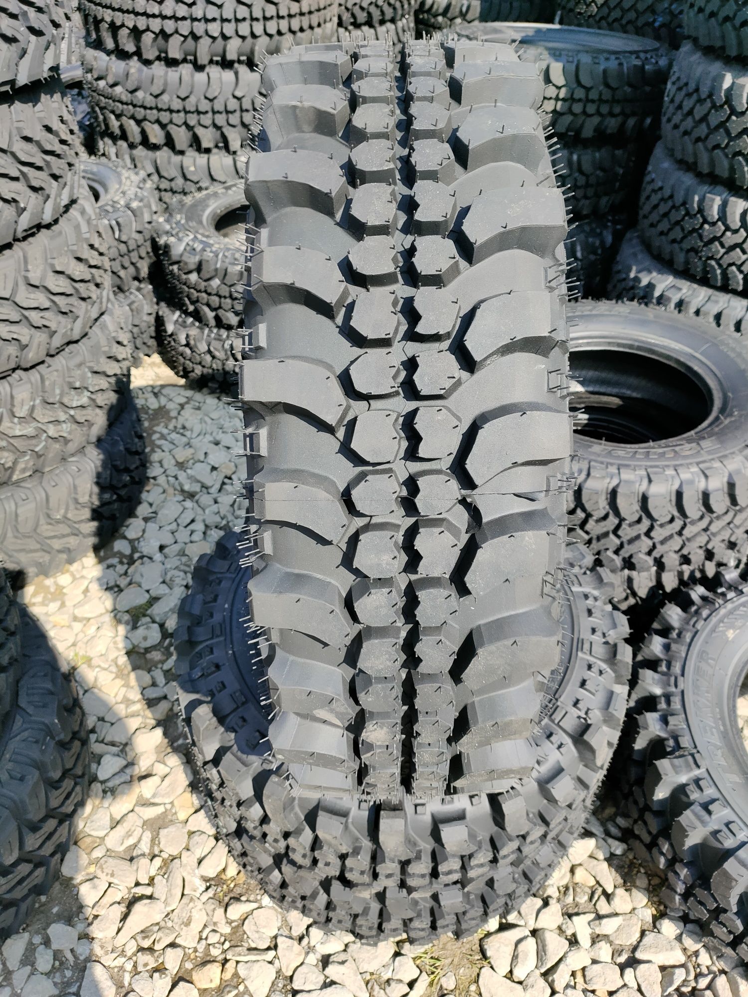 Opony Terenowe 185/65 R15 Wzór Simex gat.II