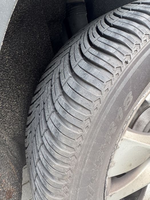 Caloroczne Opony Pirelli Scorpion SF2 - 255/55 R18 (jak nowe)