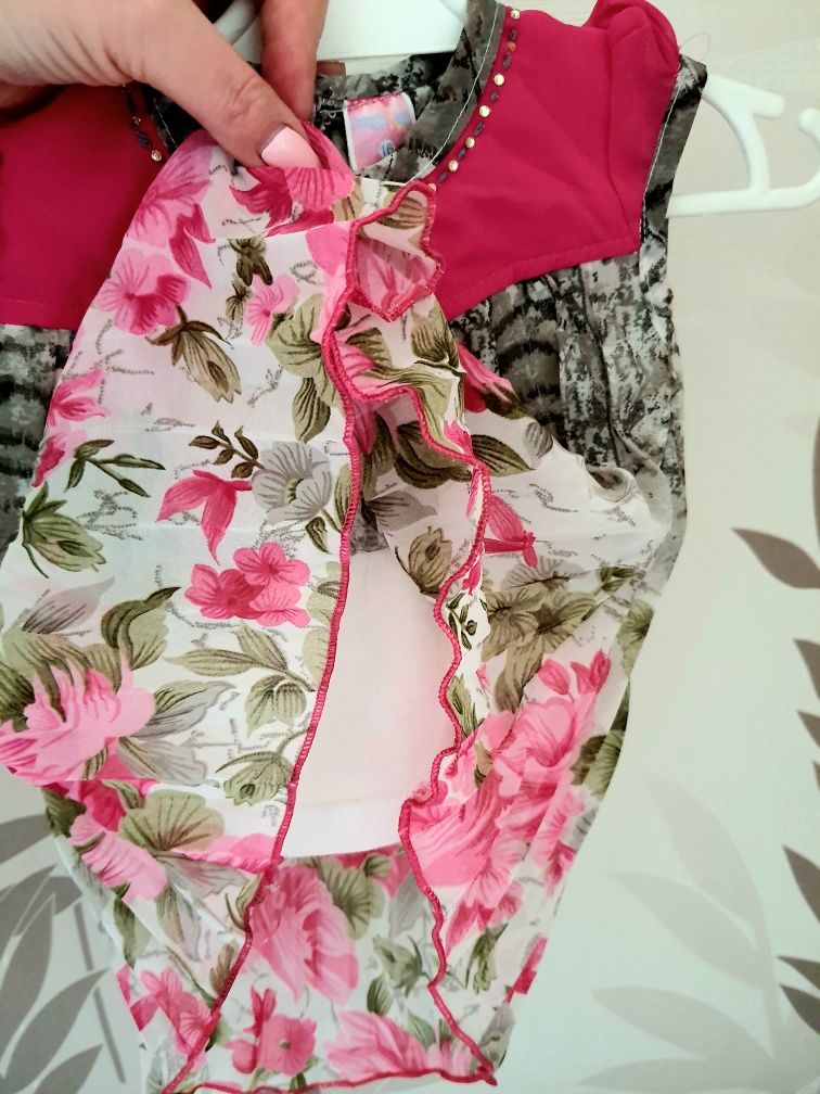 Sukienka plisowana w kwiaty 56cm 0-3 miesiące