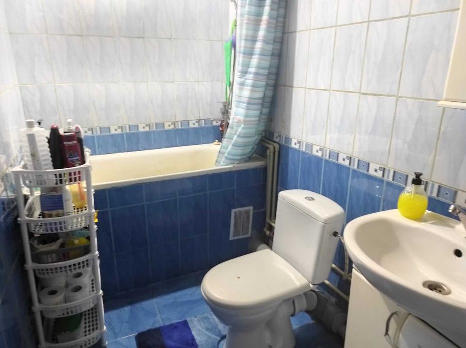 Продам  3-х кімнатну квартиру в Каневі