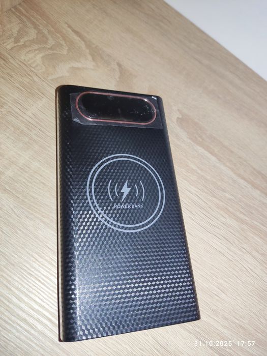 (новий) павербанк  на 30 000