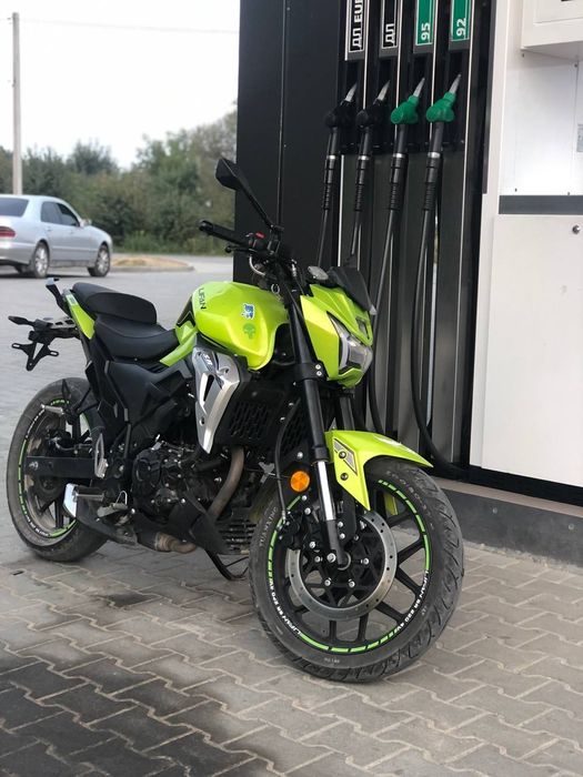 Продам ліфан ср 220