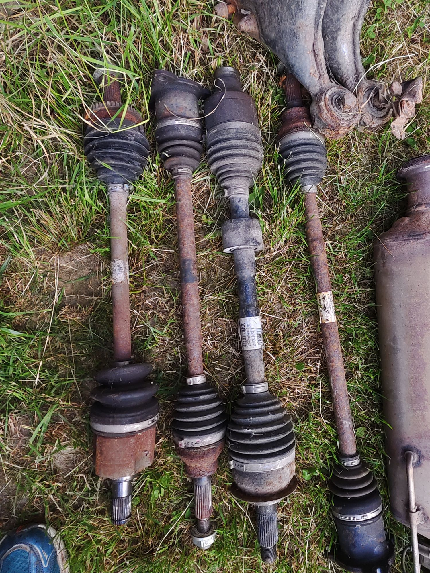 Półoś napędowa prawa lewa przód tył 4x4 Suzuki SX4 Fiat Sedici 1.9 1.6