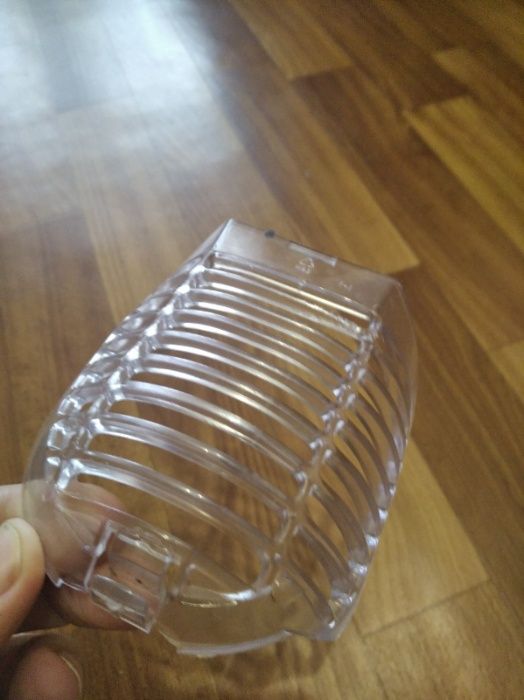 Защитная решетка(кожух) подсветки в холодильник