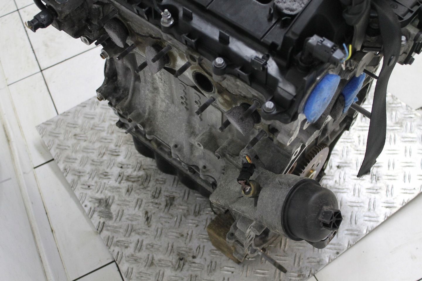 SILNIK SŁUPEK PEUGEOT 308 T9 CITROEN DS3 1.4 VTI 8F01 10FGAR