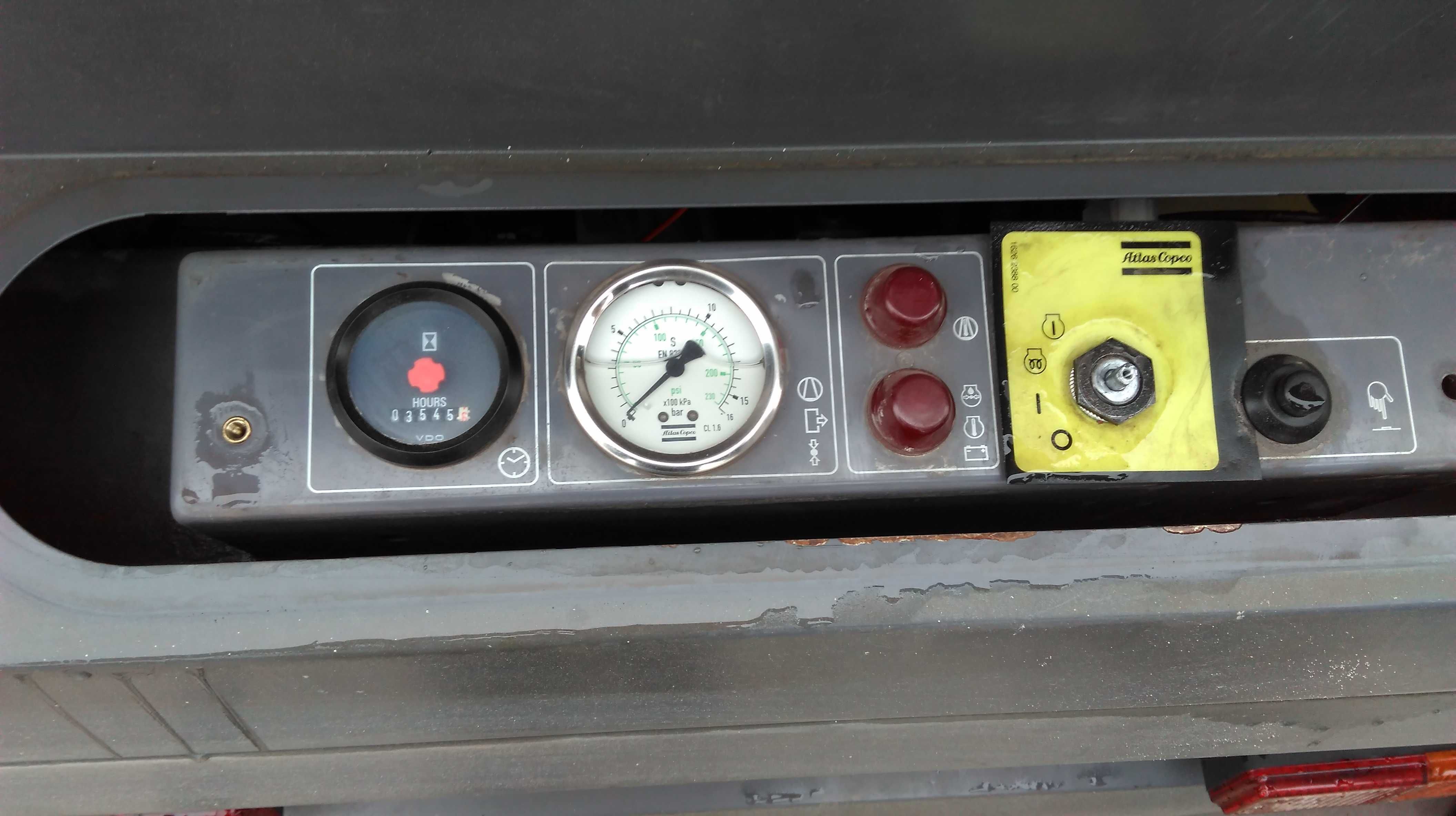 Piaskarka, kompresor Atlas Copco XAMS 445 Md 26m3, osuszacz ziębniczy