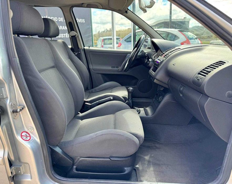Volkswagen Polo 1.4 TDi - 2001- Garantia Incluída