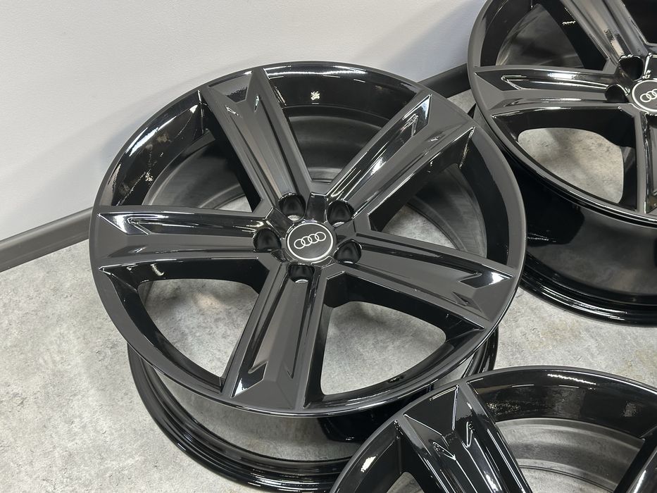 Оригінальні диски Audi Q8, Q7 5х112 R20 4M8601025C