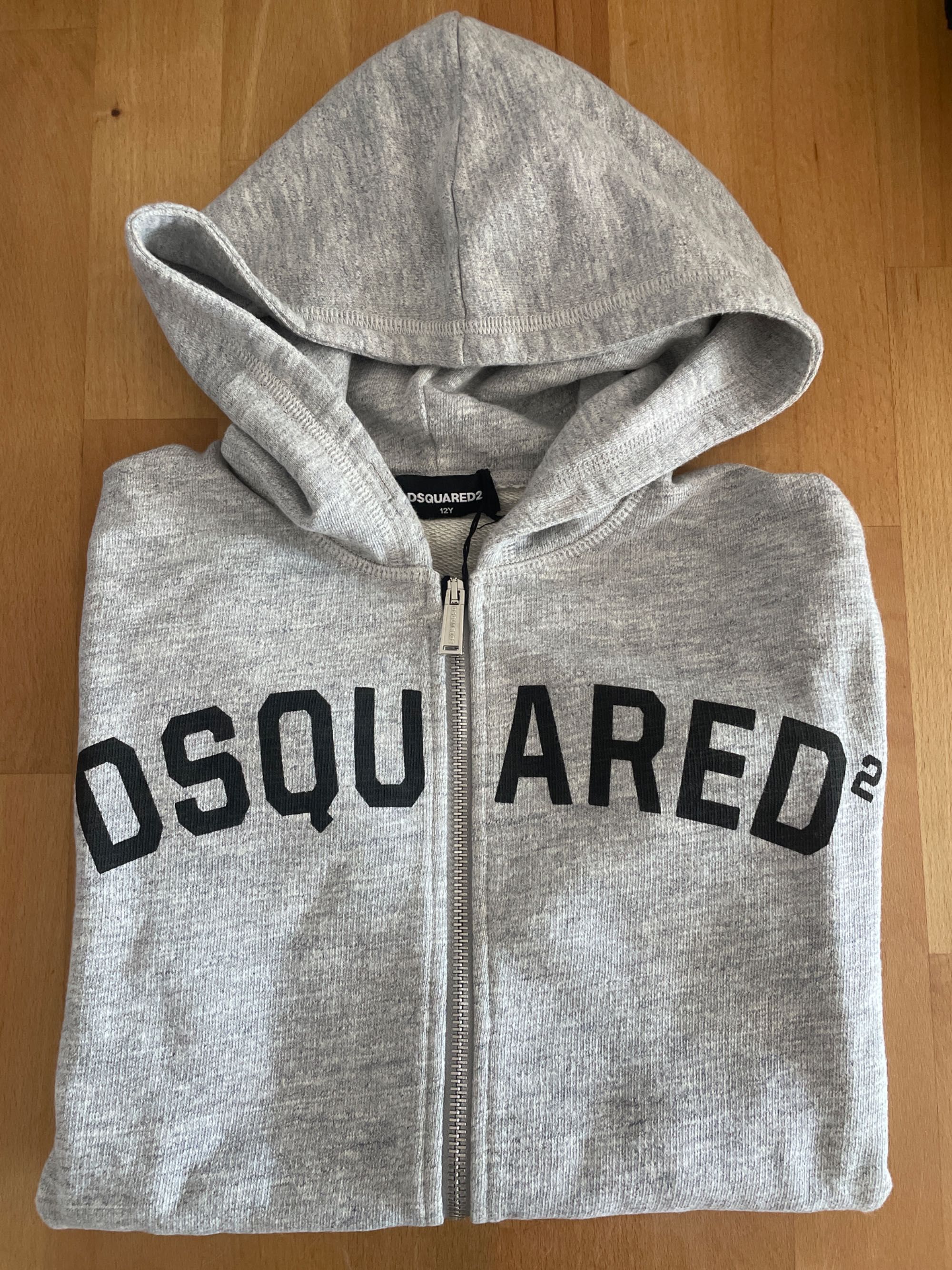 Nowa bluza DSQUARED2