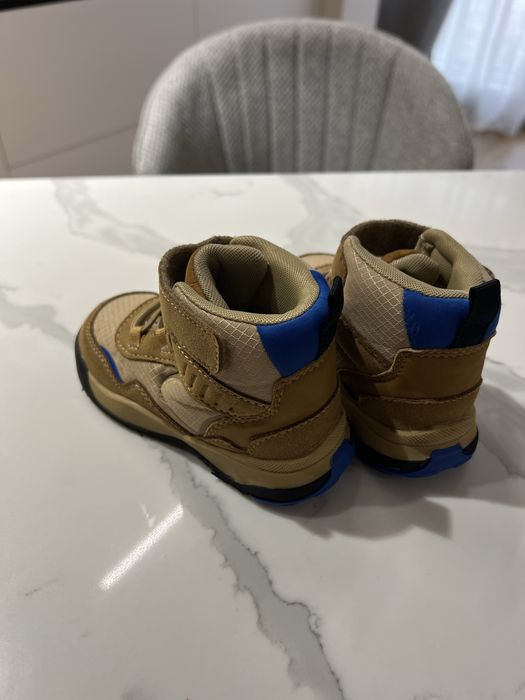 Черевики дитячі ZARA 23 розмір. Ідеальний стан. Кросівки дитячі