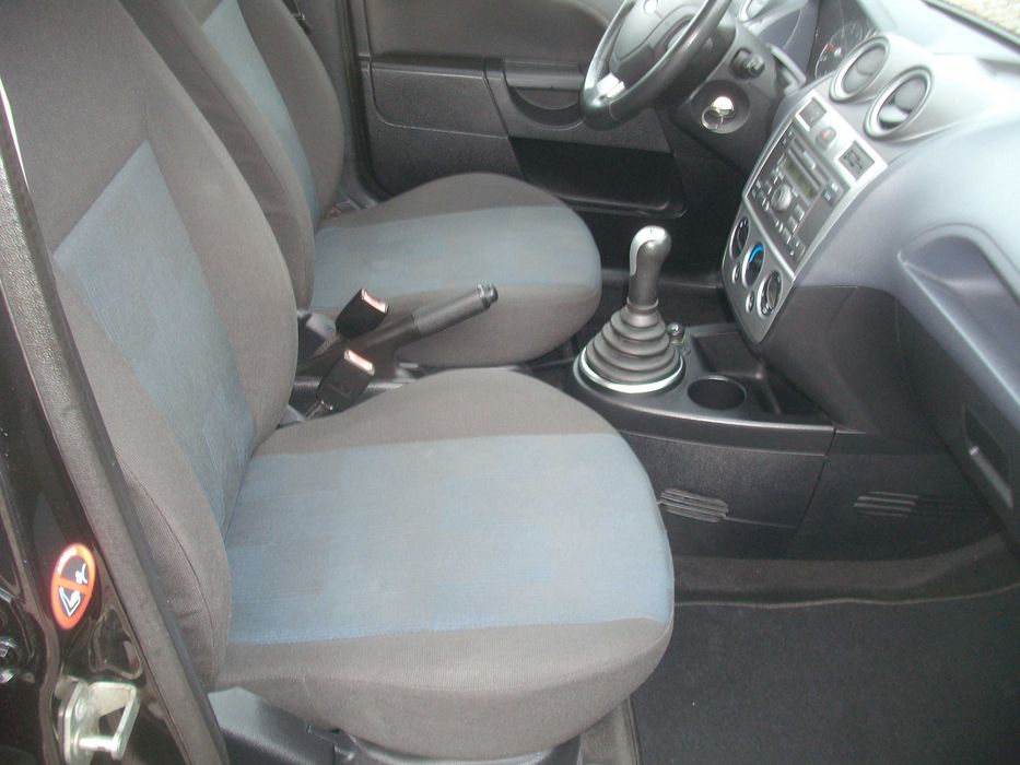 Ford Fiesta ST-line 1.25 de 2007 impecável