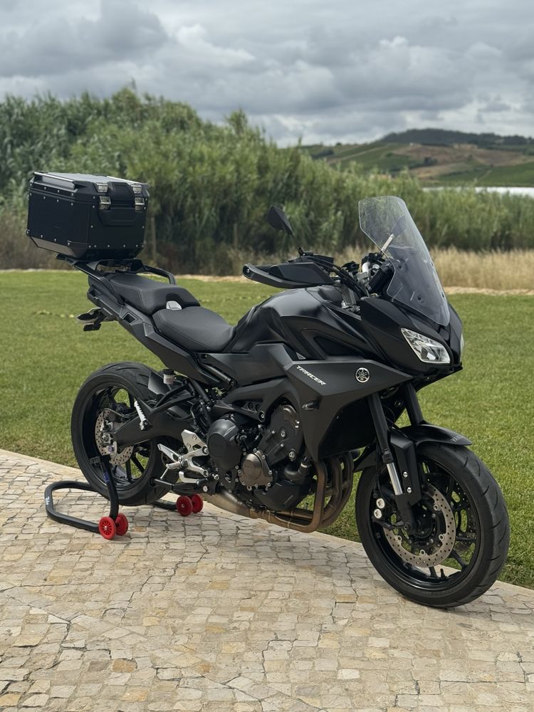 Yamaha tracer 900