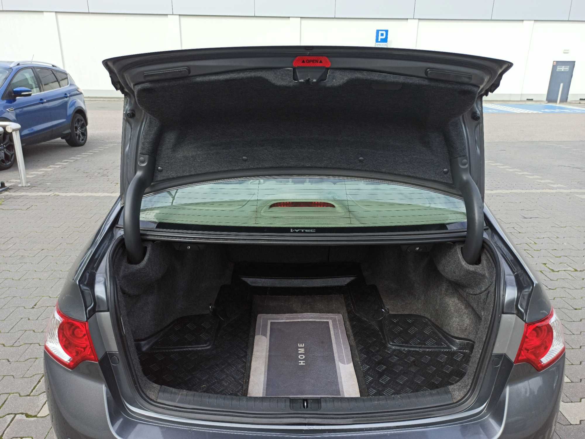Honda Accord VIII 2.0 | Salon Polska