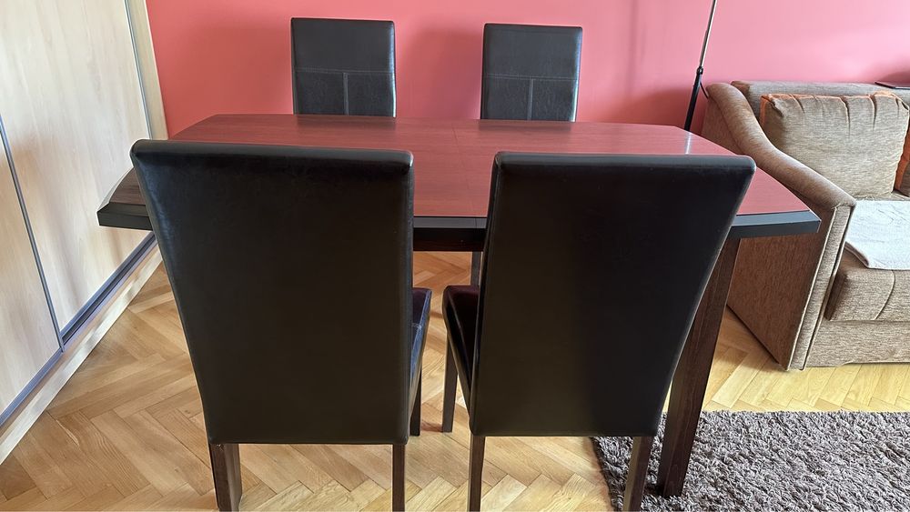 Stół rozkładany / pokojowy + krzesła