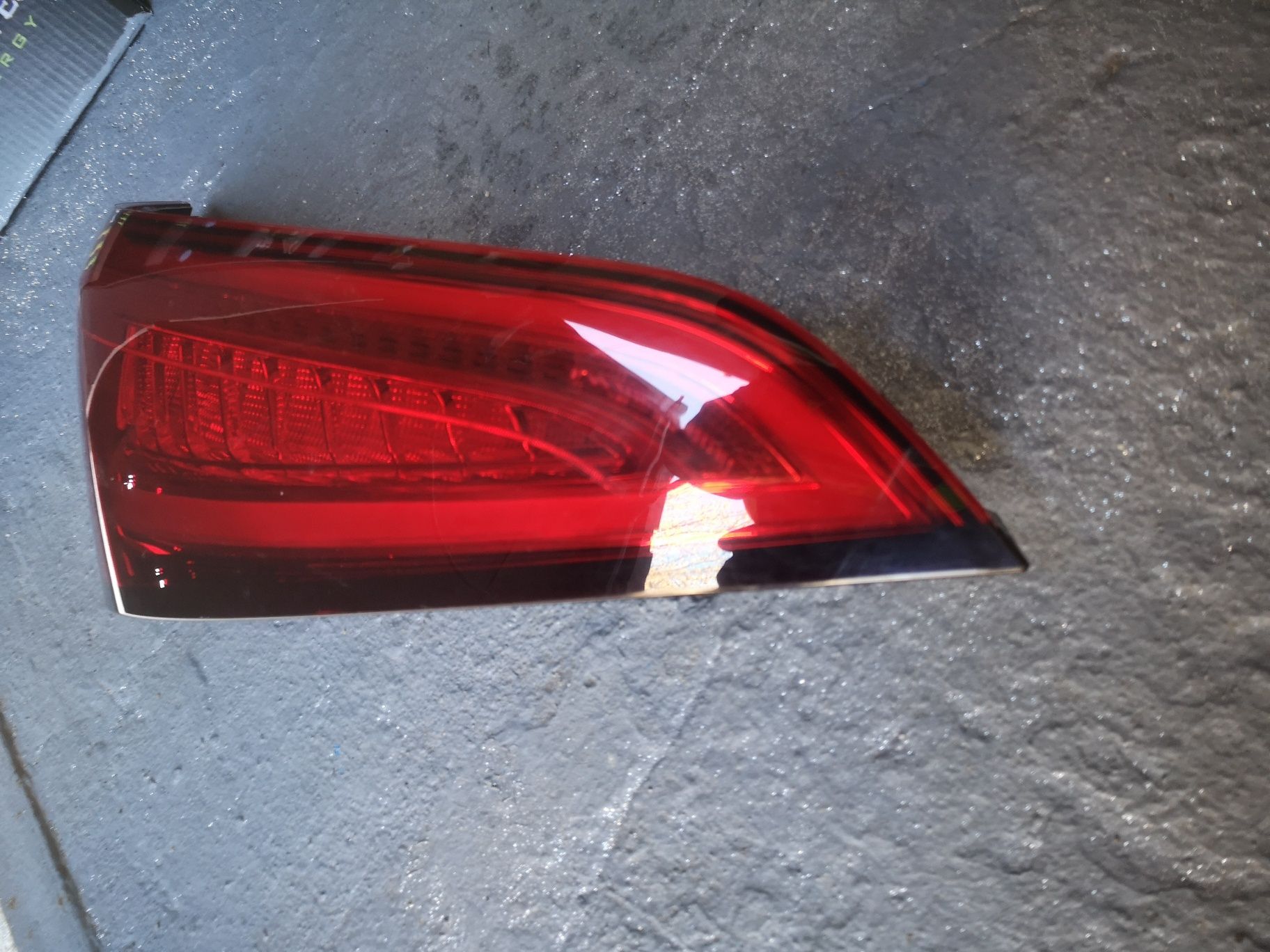 Lampa tylna Audi Q5 8R0 lift