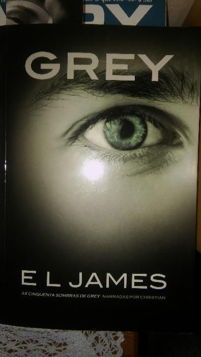 Trilogia 50 SOMBRAS + GREY (preço cada um)