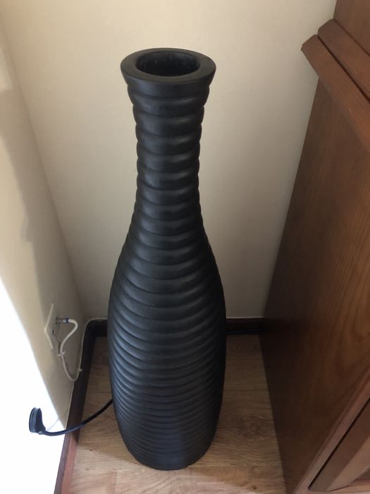 Vaso decorativo com 80 cm de altura