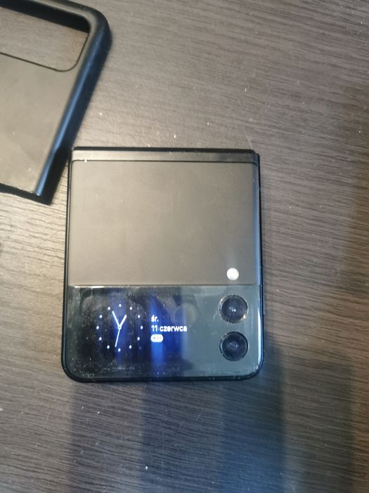 Zamienię Samsung Z Flip 3 8/128