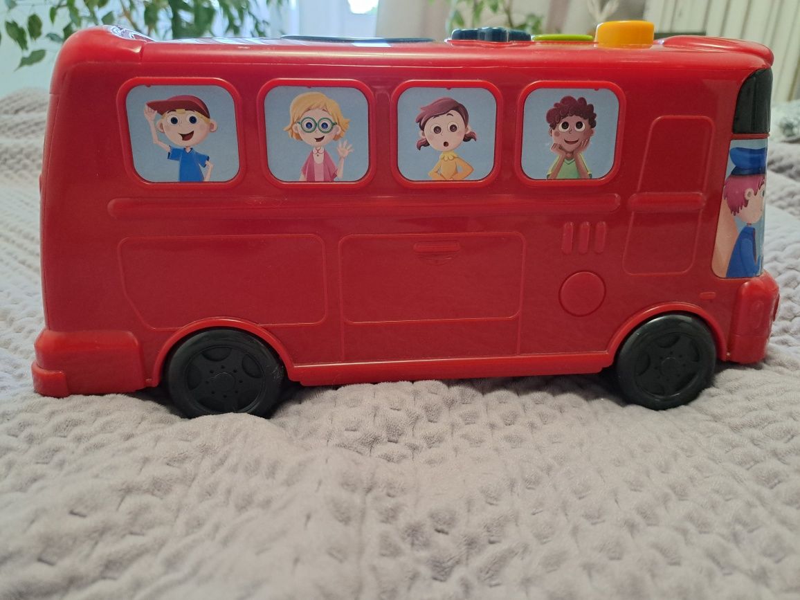 Autobus interaktywny jak fisher price literki