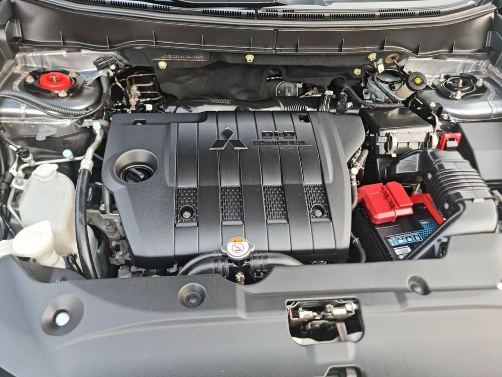 Sprzedam Mitsubishi ASX 1.8TDI 2014 rok, maly przebieg.