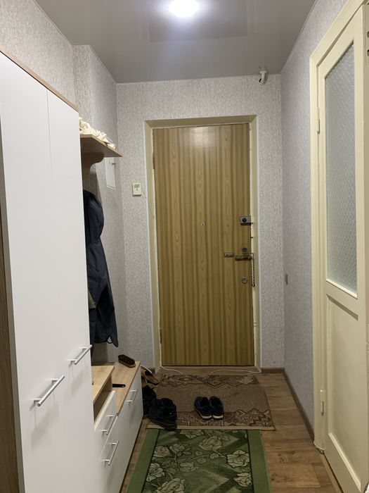 Продам хорошую, жилую, уютную квартиру в центре города