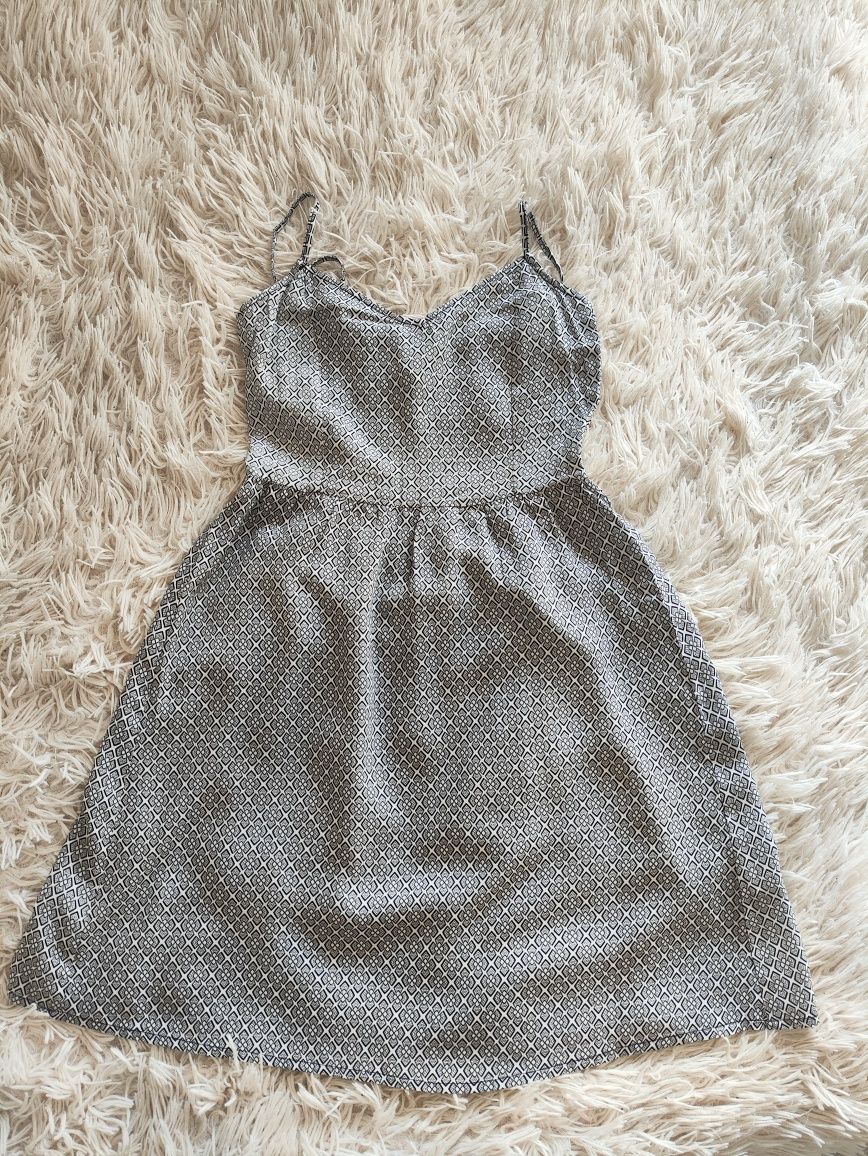 Sukienka H&M 32 XXS letnia sukienka na ramiączkach
