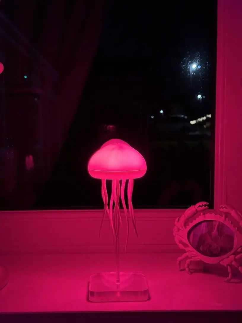 LAMPKA NOCNA LED W kształcie meduzy DLA DZIECI zmieniająca kolor! USB