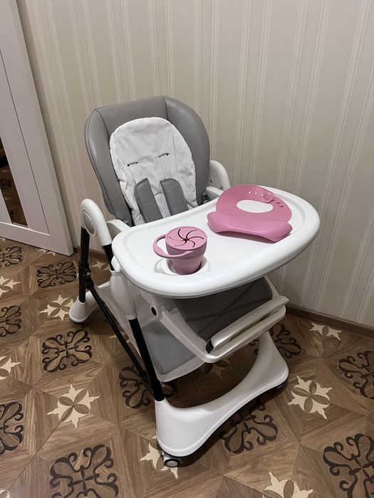 Стільчик крісло для годування Carrello + подарунок