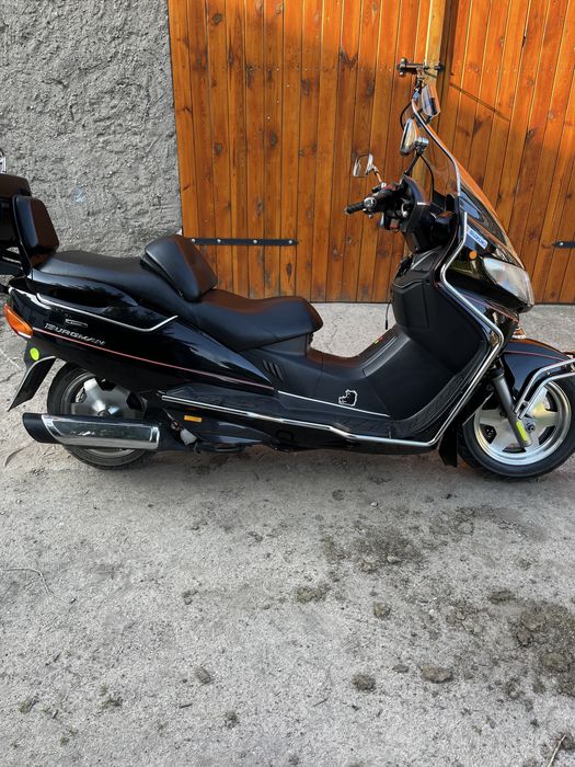 Suzuki burgman 250 super stan