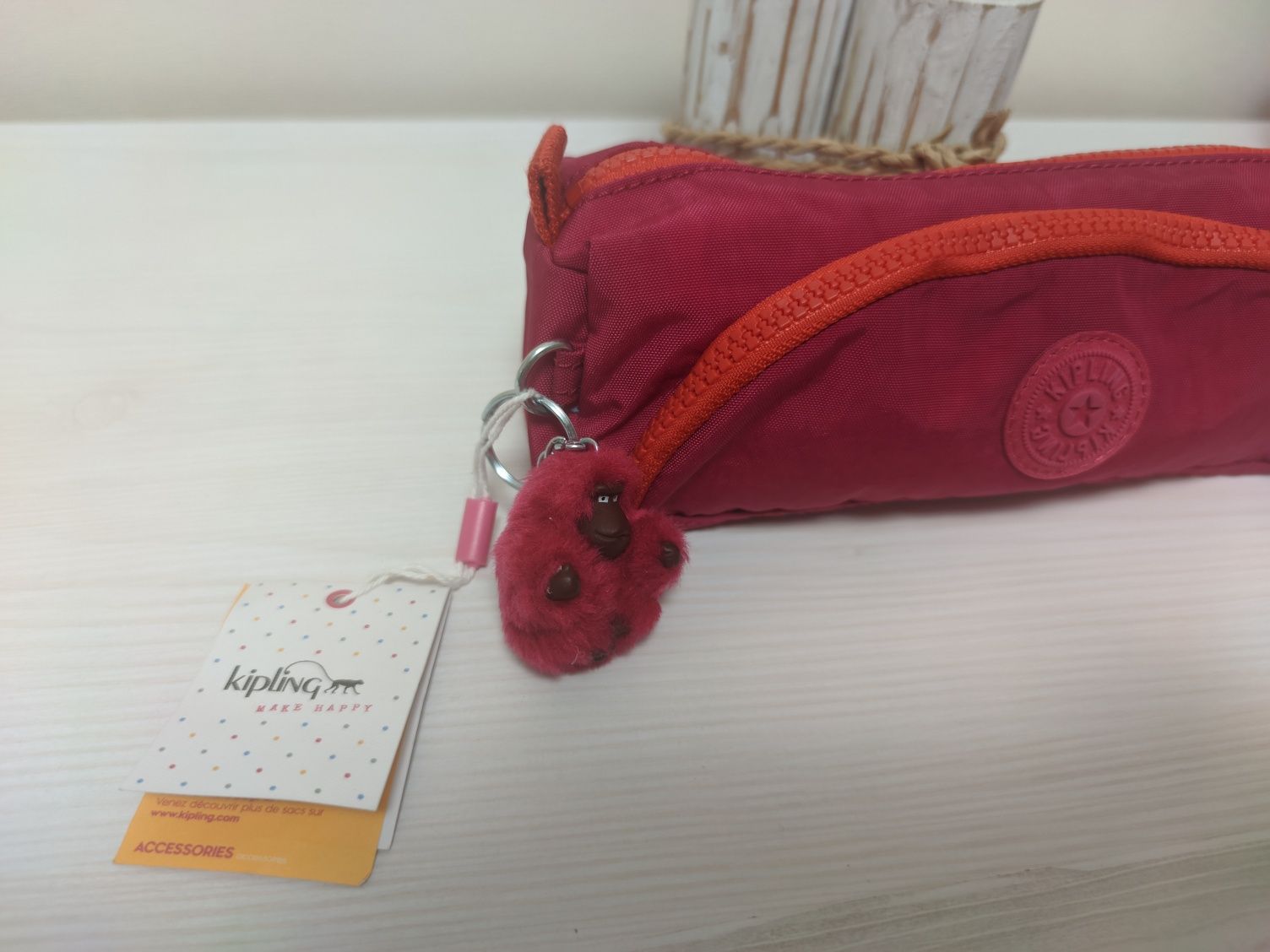 Kipling Gitroy Strawberry Ice C
Пенал с обезьянкой Kipling бибизянка