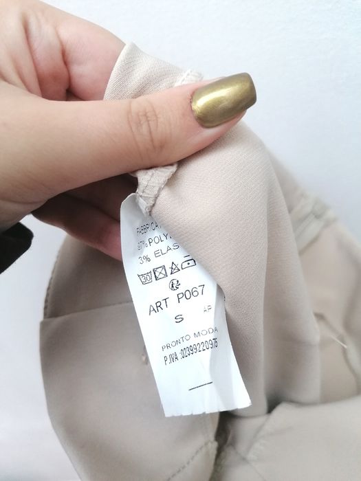 Calças Beges Largas