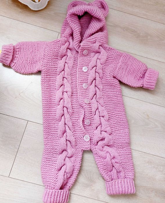 Комбинезон вязаний