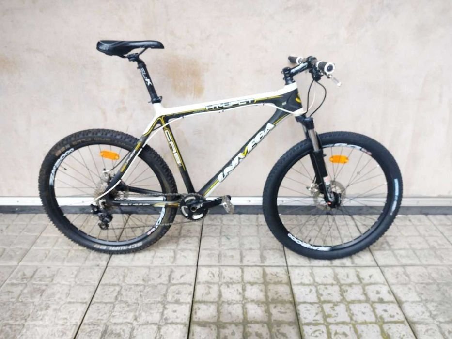 rower UNIVEGA CARBON, ham. tarczowe, DEORE, ZEE 1x10