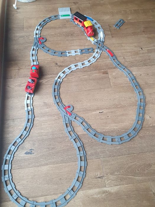 Zestaw pociągów lego.