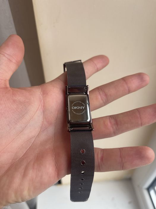 Годинник DKNY оригінал б/у