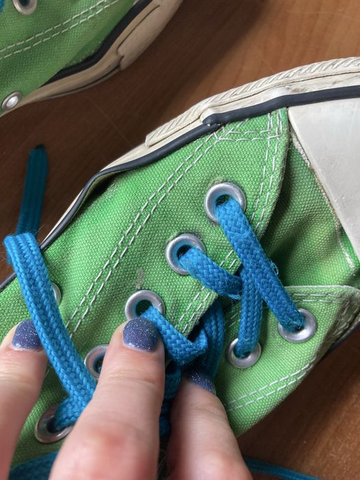 Znoszone trampki converse