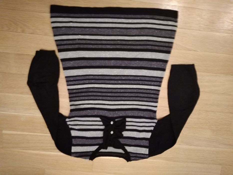 Tunika w paski ze srebrną nitką na 7 lat - 122-128- wyprzedaż szafy