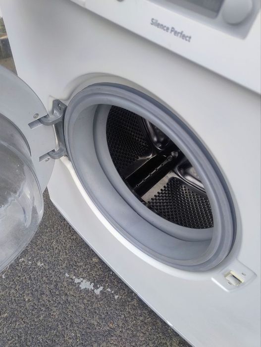 Стиральная машина BOSCH maxx5  45cm