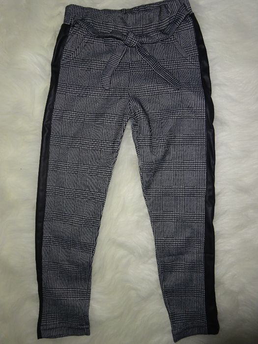 Legginsy getry w kratkę 128,146
